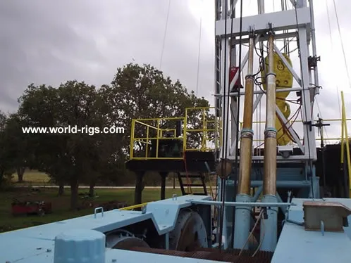 Moor Double Triple 650hp Carrier Mounted Drilling Rig